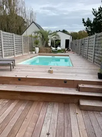 terrasse en bois de piscine à Loire-Atlantique - image 2