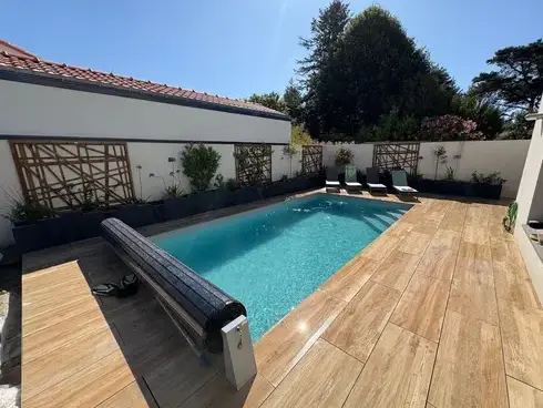 terrasse en bois de piscine à Loire-Atlantique - image 3