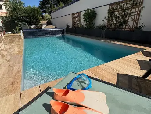 terrasse en bois de piscine à Nantes - image 3