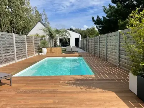 terrasse en bois de piscine à Pornichet - image 2