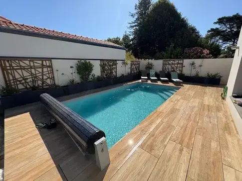 terrasse en bois de piscine Saint-Michel-Chef-Chef-1